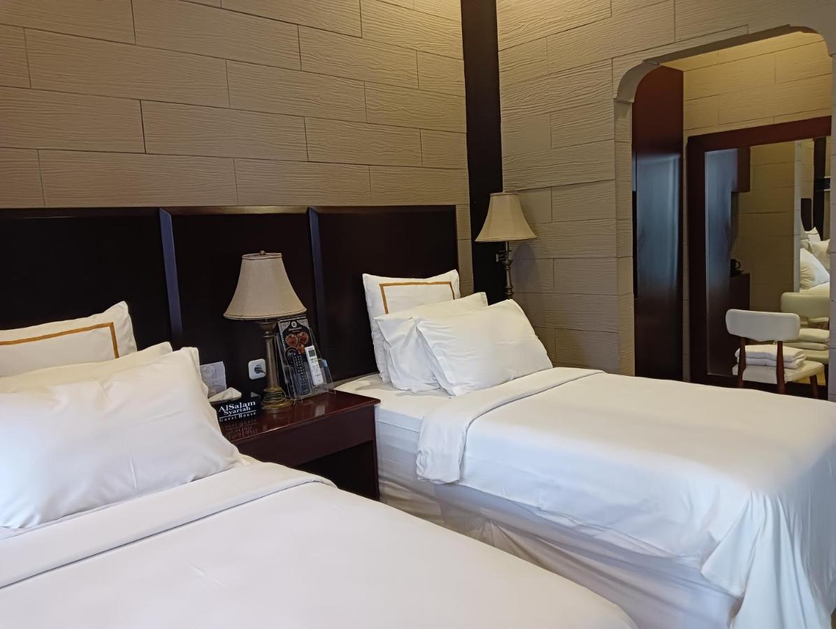 Alsalam Syariah Guesthouse Solo Eksteriør billede